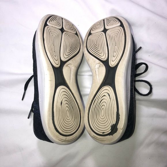 Nike Women‎ LunarEpic Flyknit Running Sneaker - Picture 6 of 7